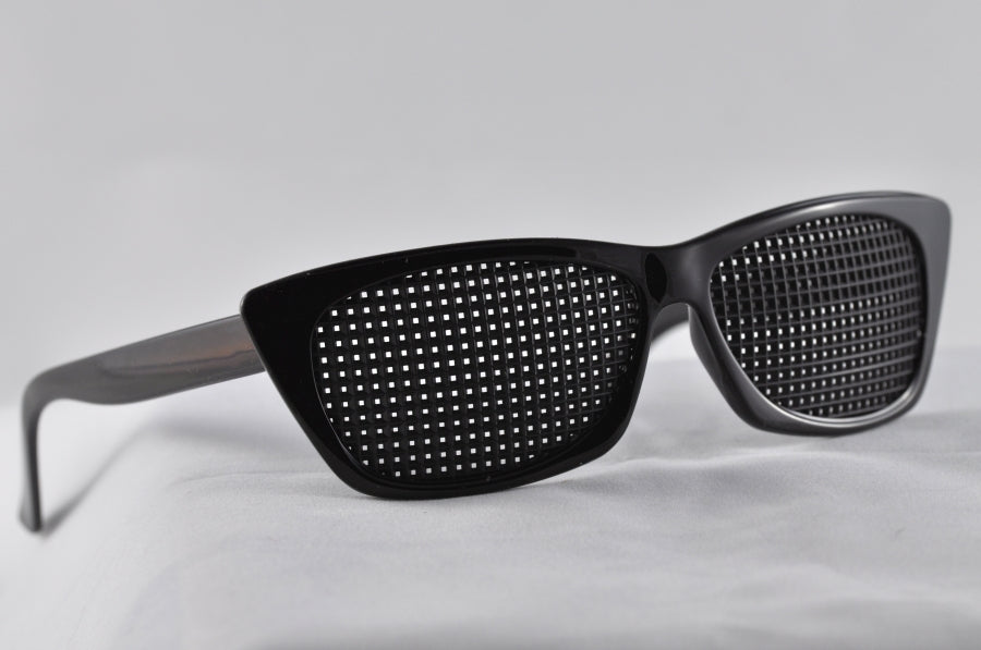 Gafas Piramidales Negras - GafasReticulares.com